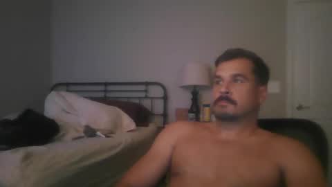 Snapshot of etim33 chatting on October 2025 06:47:02 PM etim33 online show from October 2025 06:47:02 PM
