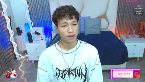 ette online show from December 2025 03:22:01 AM