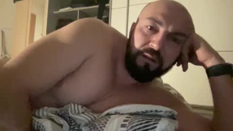 Snapshot of europeloverboy chatting on January 2025 02:03:02 AM europeloverboy online show from January 2025 02:03:02 AM
