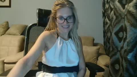 eva2323 online show from January 2025 03:50:01 PM