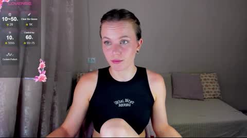 eva_aaaa online show from September 2025 05:04:02 PM