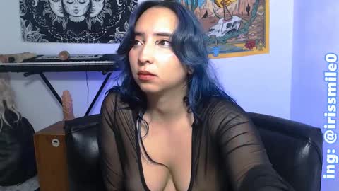 Snapshot of eva_brooks1 chatting on March 2025 04:28:01 AM Iris Smile independent model online show from March 2025 04:28:01 AM