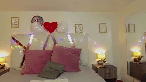 EVA DAEMON  online show from February 2025 11:22:02 AM