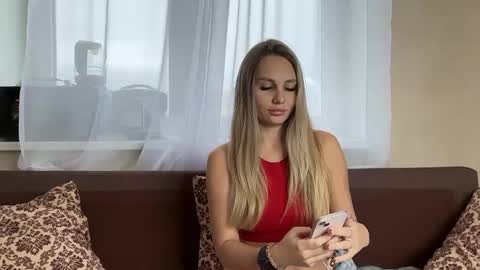 Snapshot of eva_fire_fox chatting on November 2025 09:31:01 AM Eva fire fox online show from November 2025 09:31:01 AM