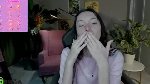 Snapshot of eva_leeee chatting on July 2026 04:59:02 AM Eva online show from July 2026 04:59:02 AM