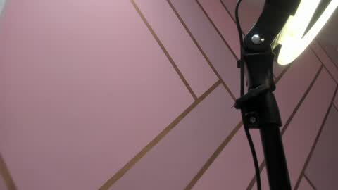 Eva  online show from April 2026 02:29:01 PM