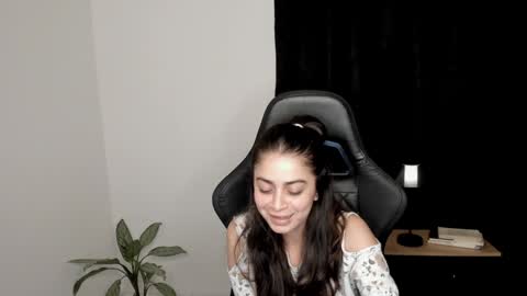 eva_monn online show from January 2025 02:43:02 AM