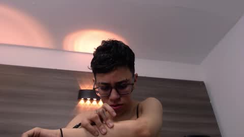 Eva cute online show from January 2025 11:48:01 AM