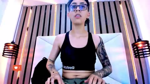 Eva cute online show from November 2025 07:35:01 PM