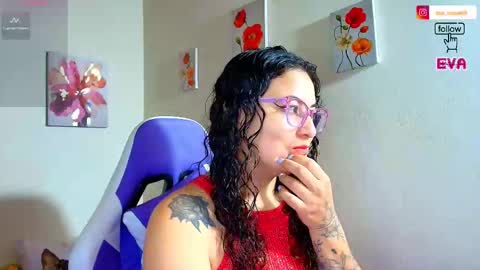 Snapshot of eva_rosse69 chatting on November 2025 10:58:01 AM Eva online show from November 2025 10:58:01 AM