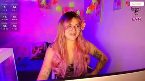 Snapshot of eva_rosse69 chatting on November 2025 12:05:02 PM Eva online show from November 2025 12:05:02 PM