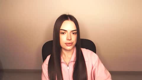 Eva online show from October 2025 04:08:01 PM