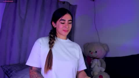 Eva Shinee online show from February 2026 11:21:02 PM