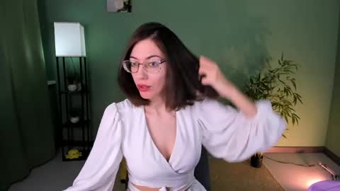 eva sicret online show from June 2026 05:23:01 AM