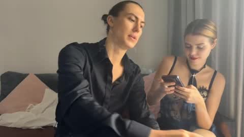 eva_simon__ online show from May 2026 04:30:01 AM