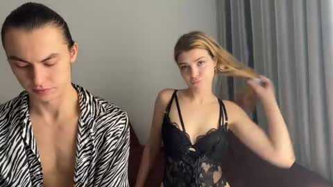 eva_simon__ online show from May 2026 03:56:01 AM