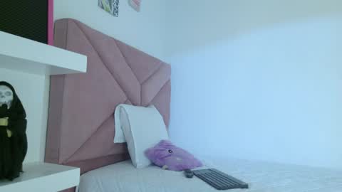 Eva Sin online show from June 2026 11:29:02 PM