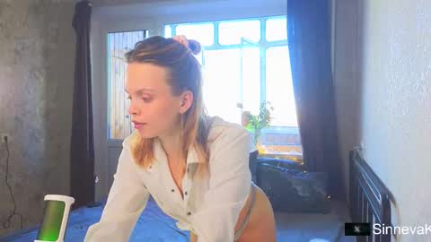 Snapshot of eva_sinn chatting on September 2025 11:44:02 AM Hi there i am Eva and i wish create a nice community with you so join my Ticket Show for more pleasure online show from September 2025 11:44:02 AM