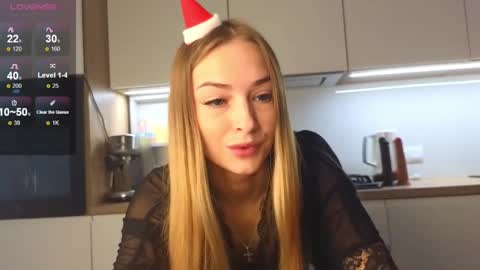 Hello Im Eva online show from December 2024 01:28:02 PM