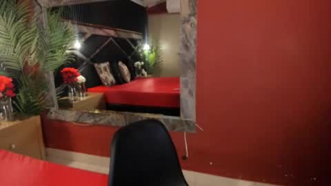 Snapshot of eva_viulet chatting on May 2026 02:33:02 PM MISS EVY online show from May 2026 02:33:02 PM