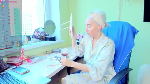 Eva online show from December 2025 10:19:01 AM