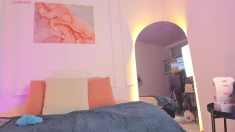  Eva  online show from June 2026 07:09:02 PM