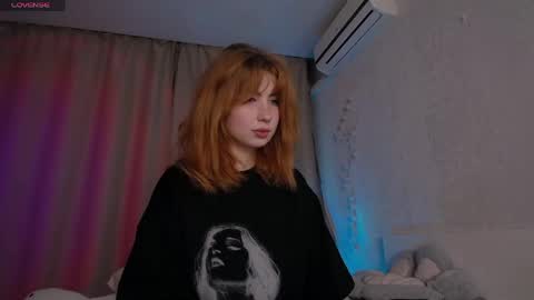 Snapshot of evaa_moonn_ chatting on May 2026 01:32:02 PM Eva online show from May 2026 01:32:02 PM
