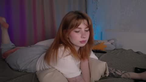 Snapshot of evaa_moonn_ chatting on May 2026 11:40:01 AM Eva online show from May 2026 11:40:01 AM