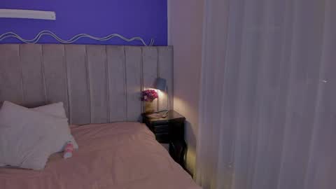 Snapshot of evaa_stevens chatting on May 2026 08:07:01 PM julieth online show from May 2026 08:07:01 PM