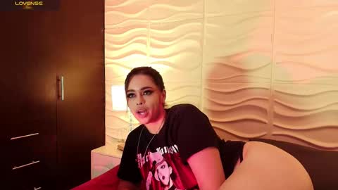 evaafoxxy_ online show from October 2025 12:24:01 PM
