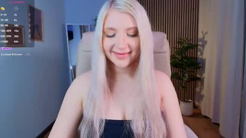 Snapshot of evacadooo chatting on April 2026 02:47:01 AM Eva online show from April 2026 02:47:01 AM