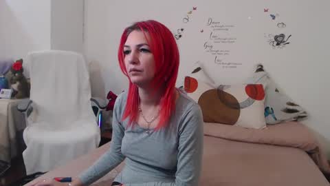 EvadesireONE online show from December 2024 10:27:02 AM