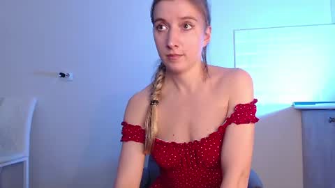 Snapshot of evahailey_ chatting on June 2026 05:12:01 AM Eva online show from June 2026 05:12:01 AM