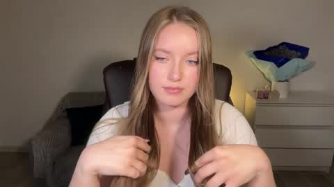 Eva online show from April 2026 08:43:01 PM