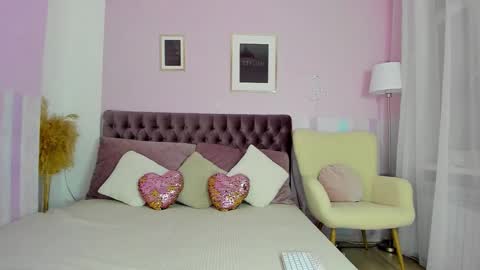 Eva online show from October 2025 02:52:01 AM