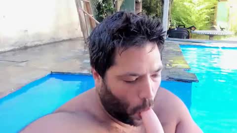 Snapshot of evaluz93 chatting on January 2025 07:29:01 PM evaluz93 online show from January 2025 07:29:01 PM