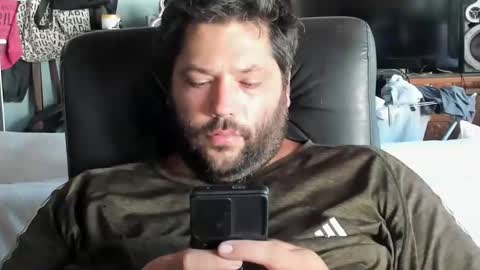 Snapshot of evaluz93 chatting on January 2025 07:10:01 PM evaluz93 online show from January 2025 07:10:01 PM