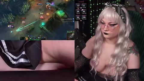 Eva  online show from November 2025 10:25:02 AM