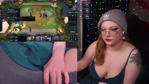 Eva  online show from November 2025 12:59:03 PM