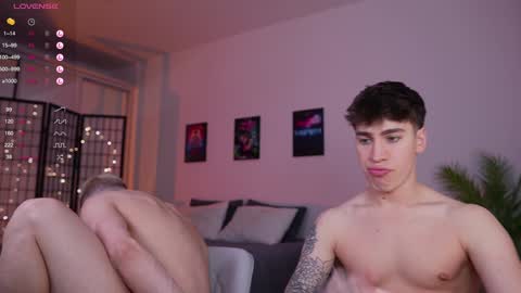 evan_white_ online show from January 2025 06:00:01 PM