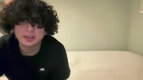 Snapshot of evanbrown333 chatting on February 2025 01:49:02 AM Evan Brown online show from February 2025 01:49:02 AM