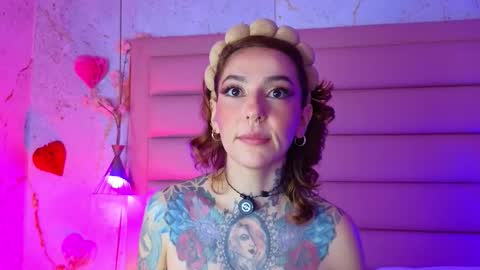 Evangelyne online show from March 2026 04:12:01 PM