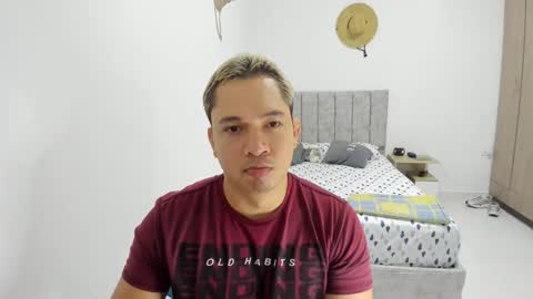 Snapshot of evans_king chatting on June 2026 08:52:01 AM Evan online show from June 2026 08:52:01 AM