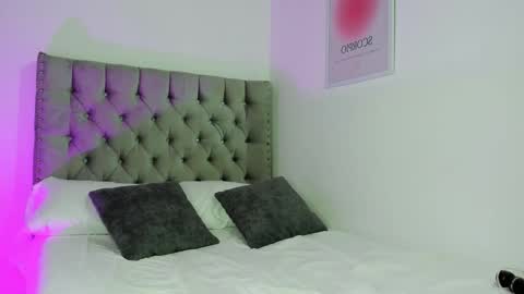 Eva Olimpo online show from December 2025 09:23:02 PM