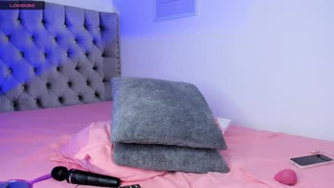 Eva Olimpo online show from April 2026 08:50:01 PM