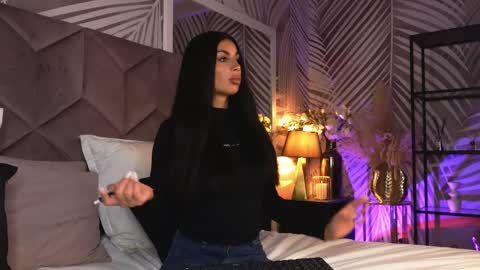 EvaRhea online show from April 2026 02:53:02 AM