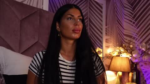 Snapshot of evarhea chatting on May 2026 02:51:02 AM EvaRhea online show from May 2026 02:51:02 AM