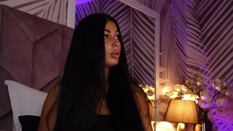 Snapshot of evarhea chatting on May 2026 02:53:02 AM EvaRhea online show from May 2026 02:53:02 AM