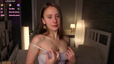 Eva online show from October 2025 07:21:01 PM