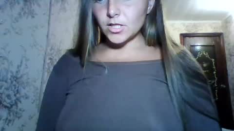 evasapples2026 online show from July 2026 06:54:02 PM